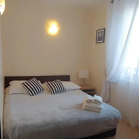 Riffe 99 M Od Plazy W Centrum Rewy דירה רווה