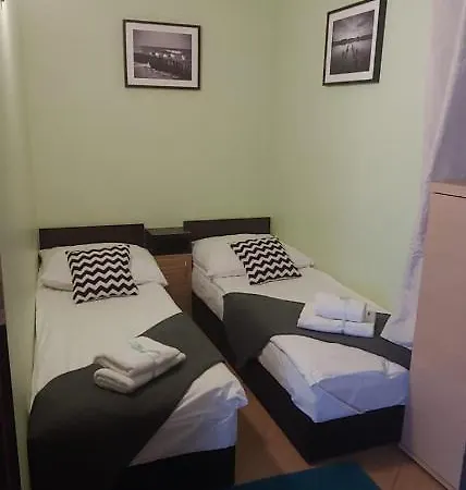 Riffe 99 M Od Plazy W Centrum Rewy *